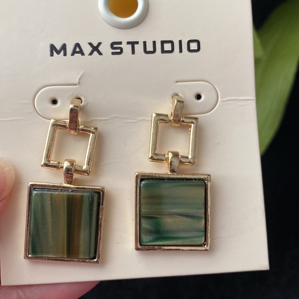 Max Studio earrings - Picture 3 of 3